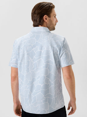 Camisa de verano con estampado elegante