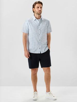Camisa de verano con estampado elegante