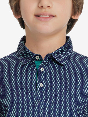 Collar close-up of Stylish print boys polo shirts with neat stitching in green seahorse